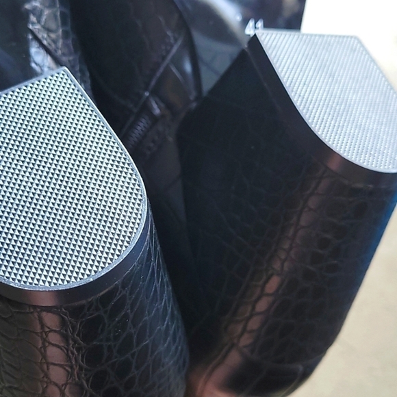 NEW! SUPER MODE vegan leather western ankle boot 41. - Picture 8 of 12